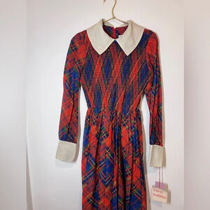 Long plaid collared dress vintage red black white Plymouth Christmas holiday!